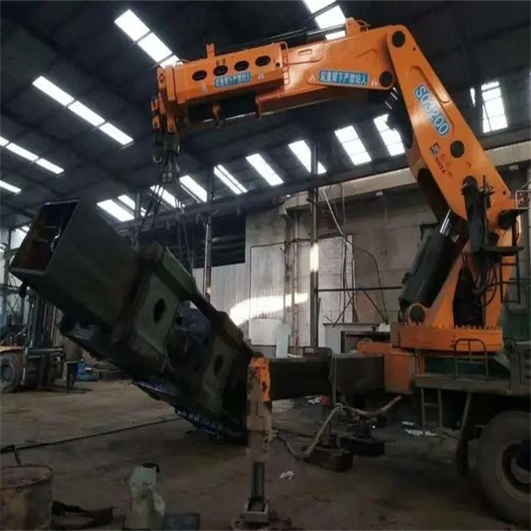 云溪200吨折臂吊出租