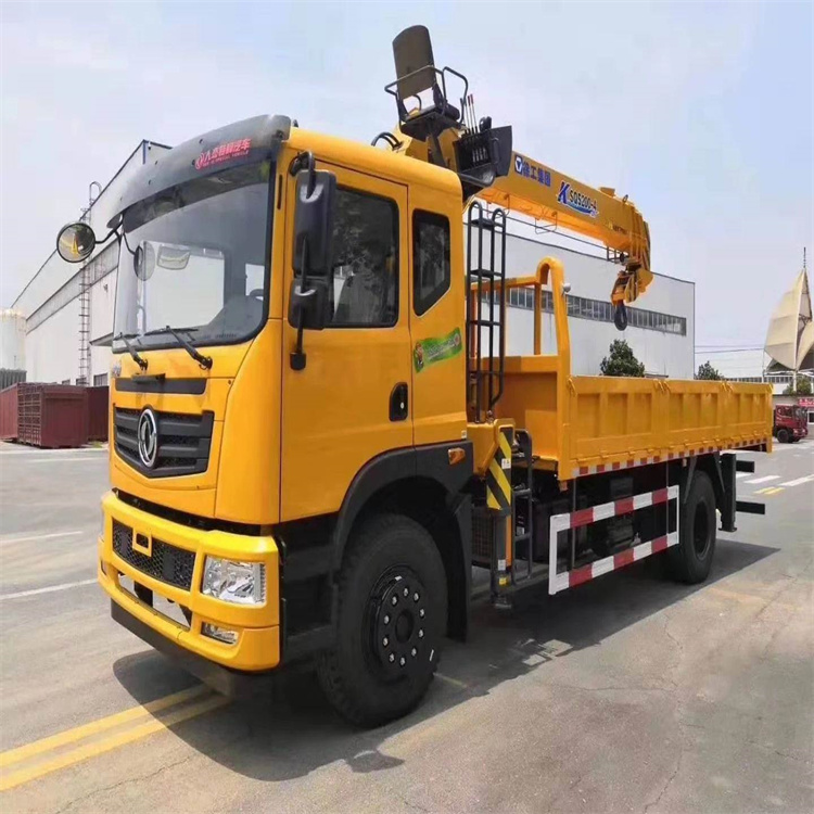 云溪附近找一辆随车吊出租